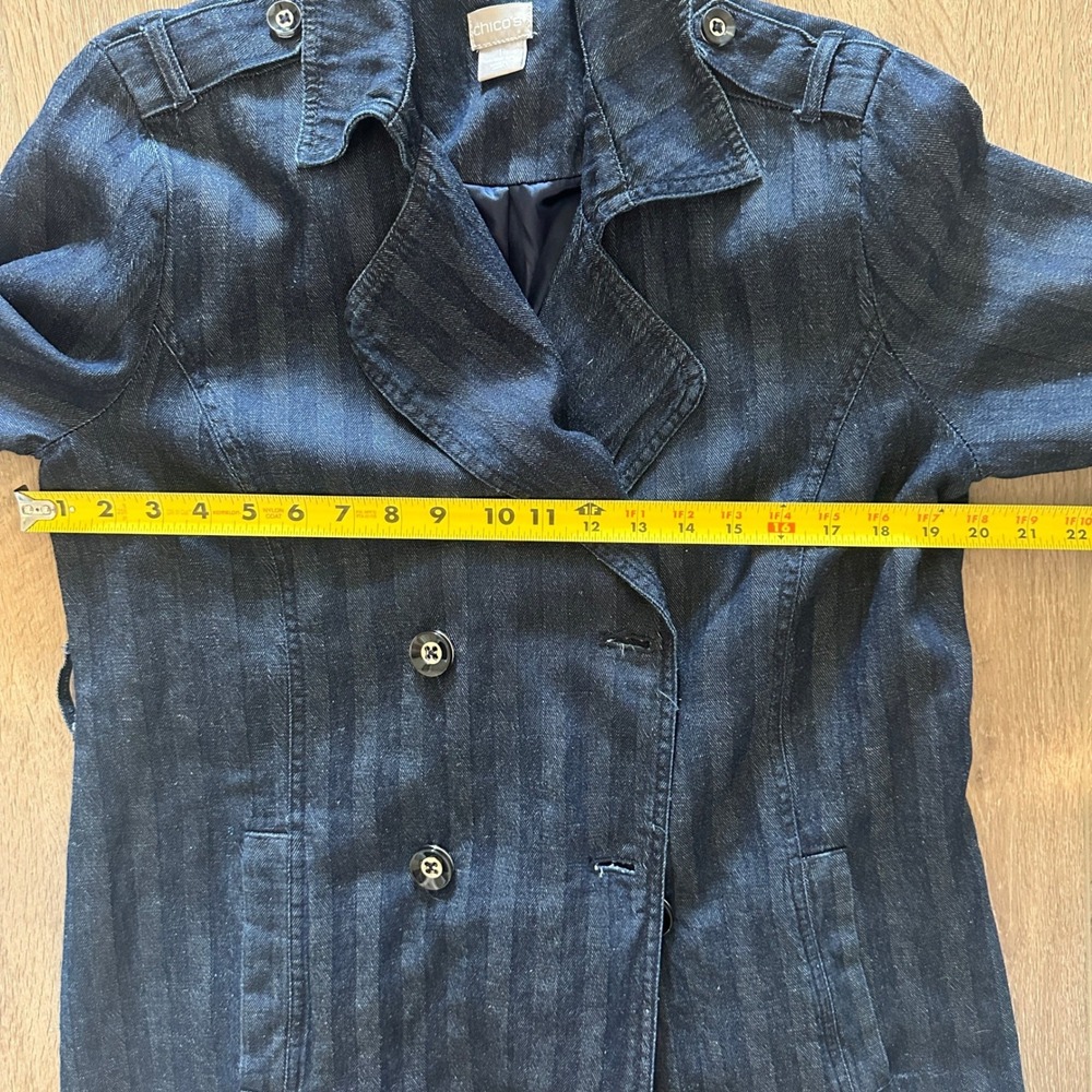 Chicos Dark Wash Denim Trench Coat Double Breasted Herringbone Long Jacket Sz 1 - Picture 12 of 13